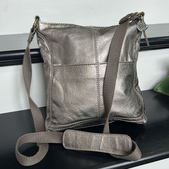 The Sak Genuine Leather Metallic Crossbody Shoulder Bag Purse Adjustable Strap - Picture 8 of 11